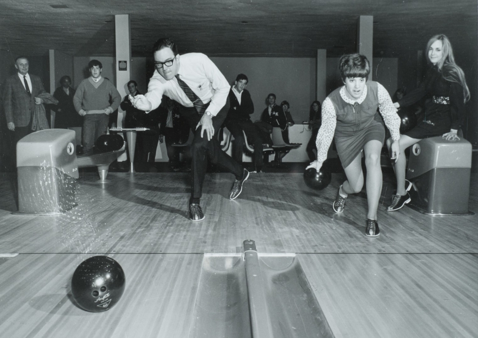Was Bowling Popular In The 80s?